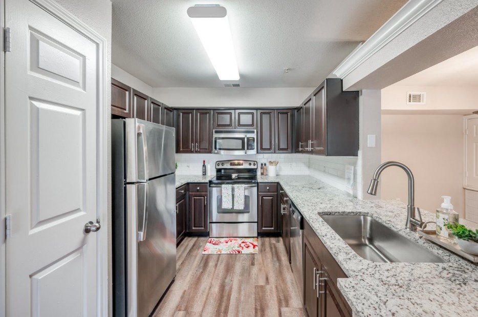 12705 Broadway St #STAS - Photo 2 of 15