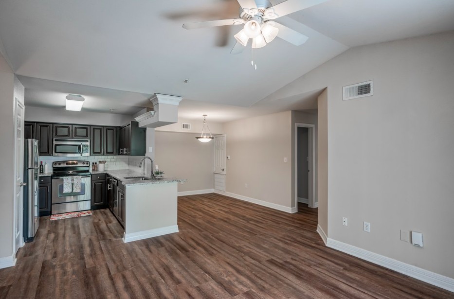 12705 Broadway St #STAS - Photo 3 of 15