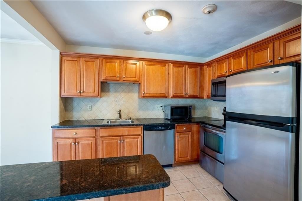 400 New River Rd Apt 712 - Photo 3 of 11