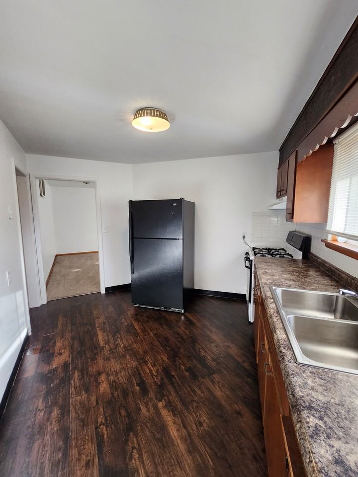 710 N Swords Ave #706 - Photo 7 of 17