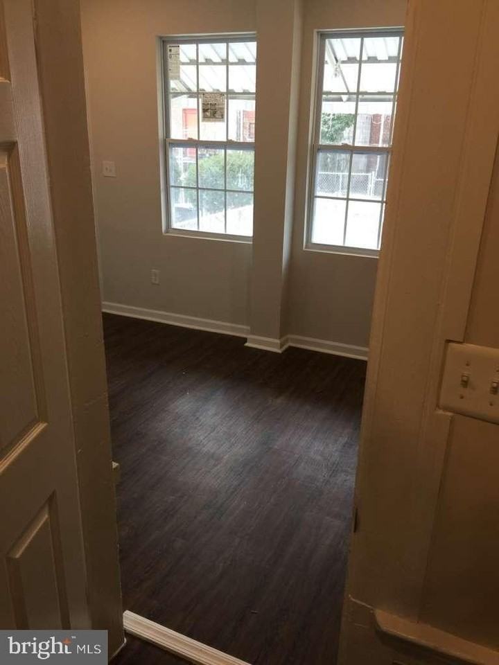 1335 T St Se - Photo 7 of 12