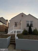 5501 Jay St Ne - Photo 1 of 1