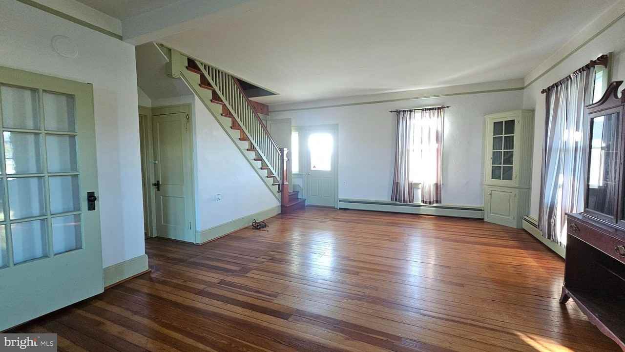 22721 Marsh Creek Rd - Photo 5 of 37