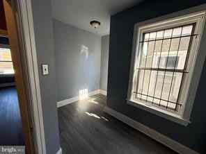 5052 Wayne Ave - Photo 3 of 5