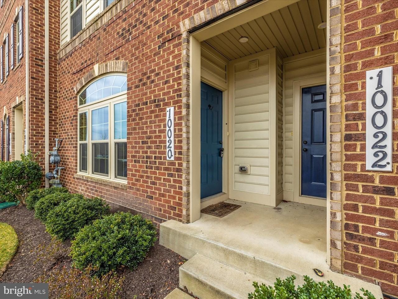 10020 Beerse St - Photo 3 of 35