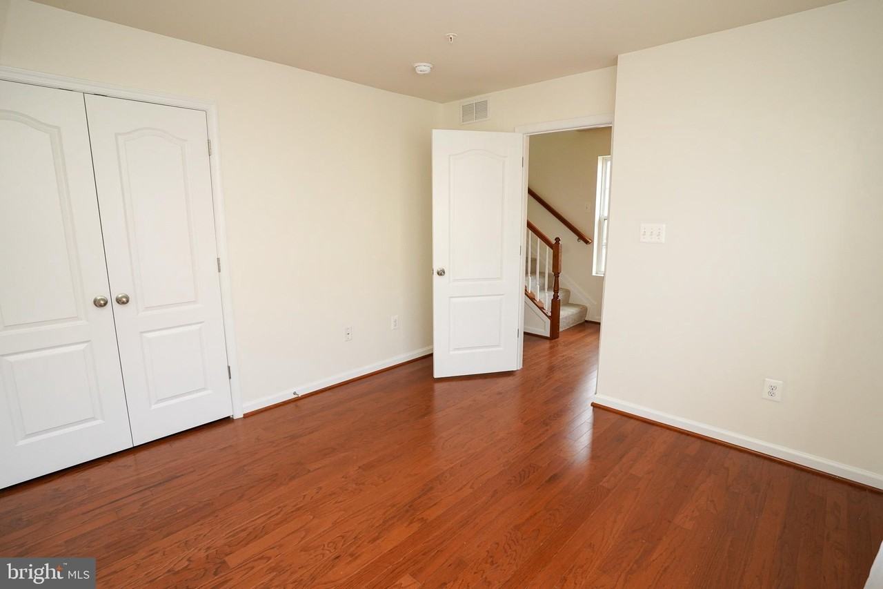 7810 Quidditch Ln - Photo 5 of 37