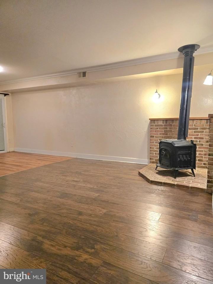 1136 Fox Run - Photo 5 of 27