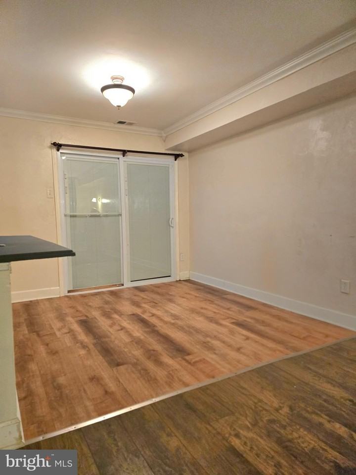 1136 Fox Run - Photo 6 of 27