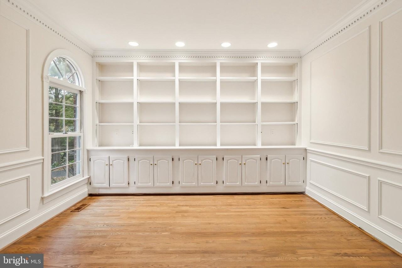 2527 Hunter Mill Rd - Photo 6 of 50