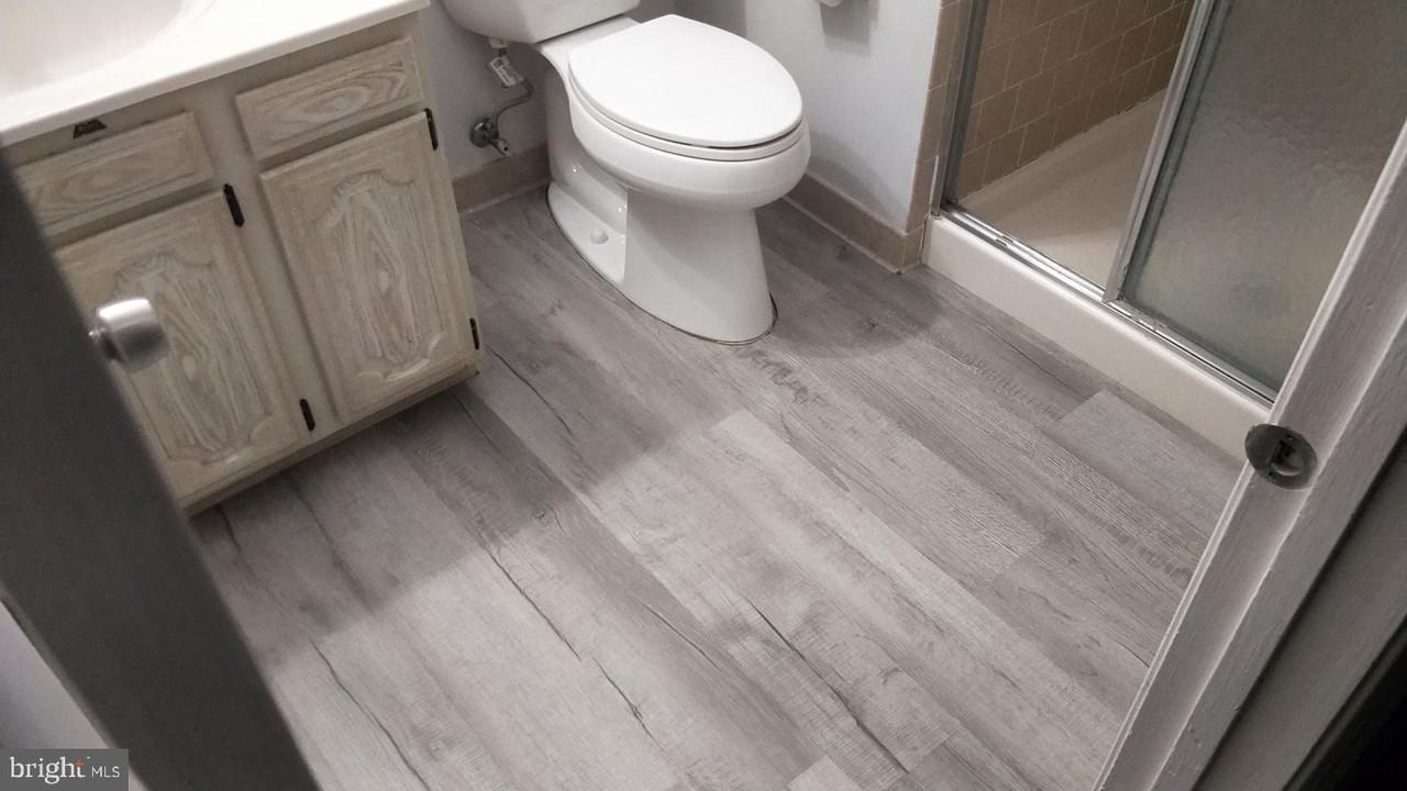 8523 Electric Ave - Photo 4 of 27