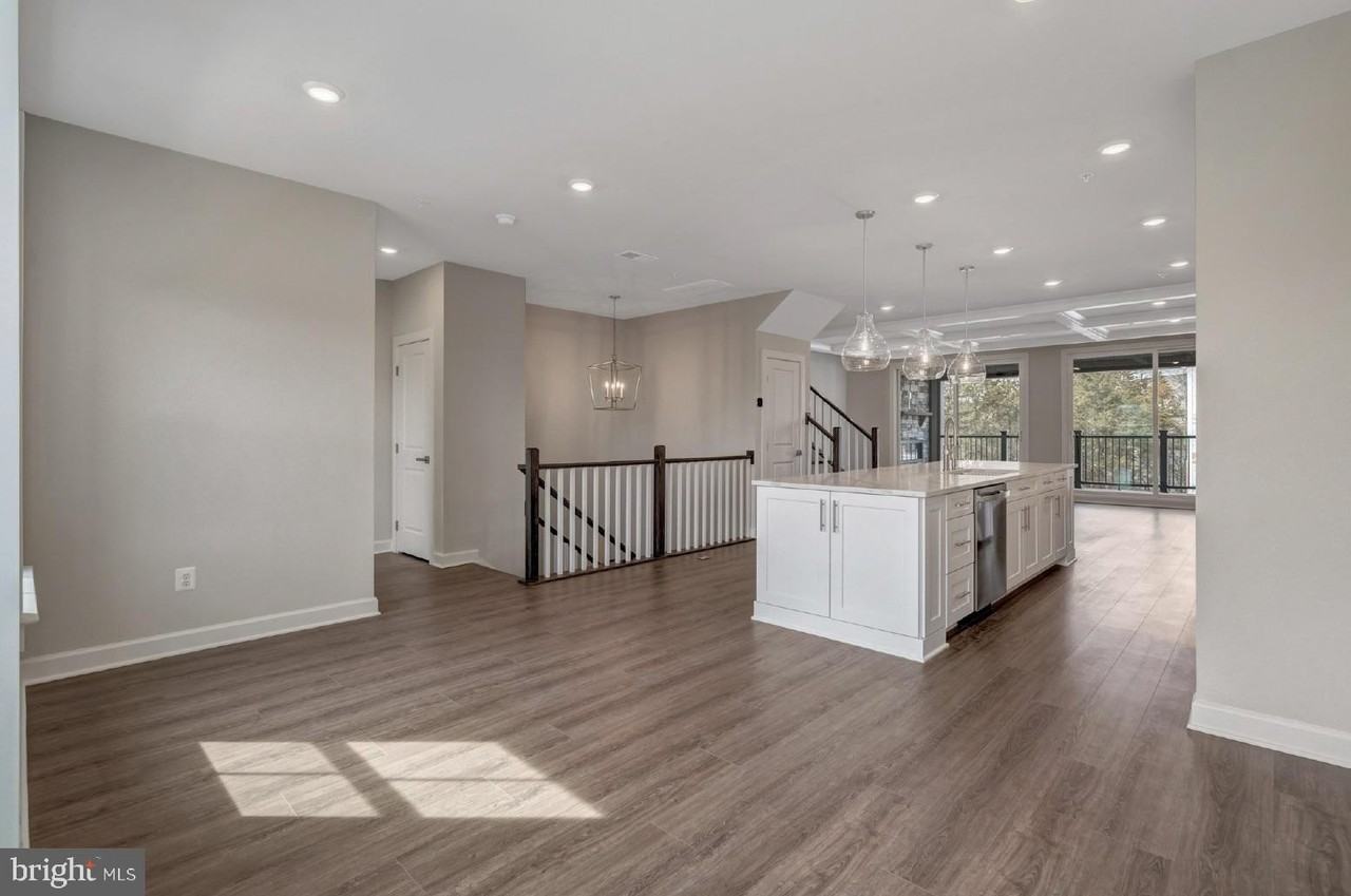 43769 Metro Ter - Photo 6 of 23