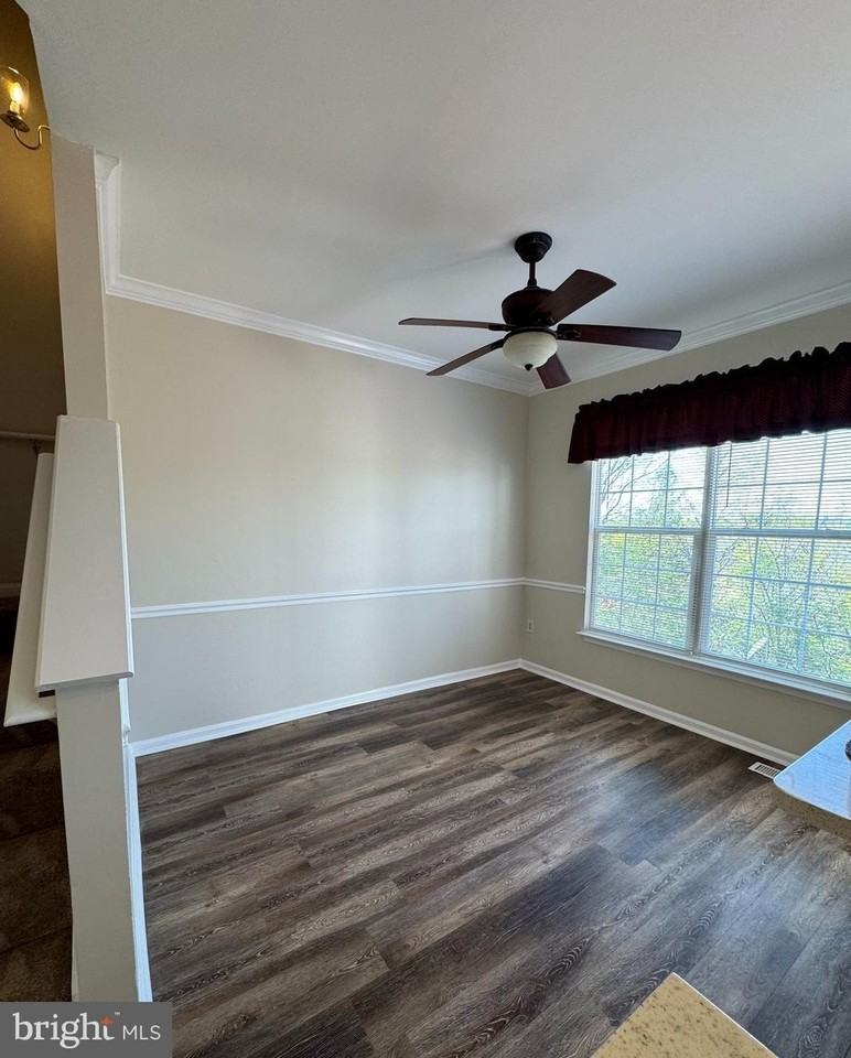 10314 Butternut Cir - Photo 5 of 29