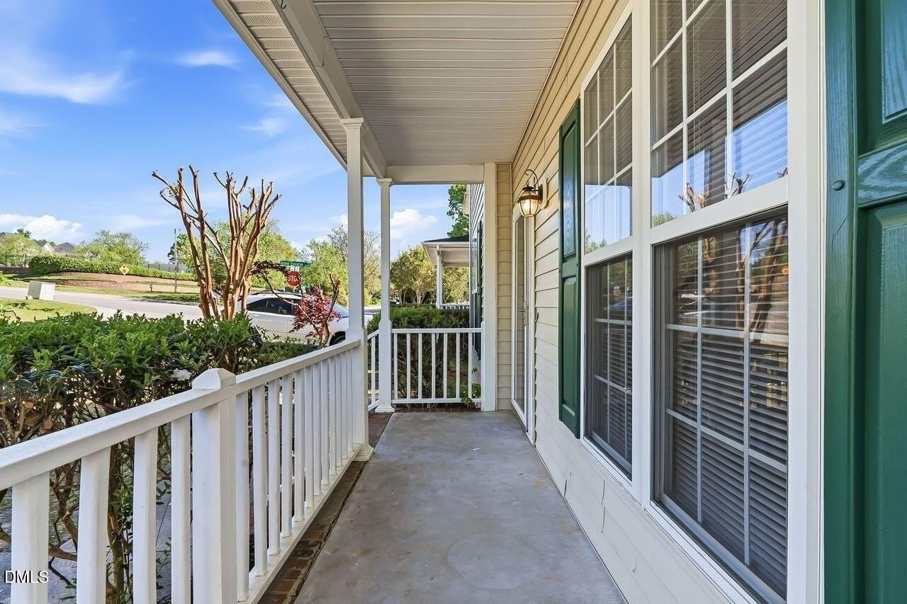 1936 Crag Burn Ln - Photo 7 of 50