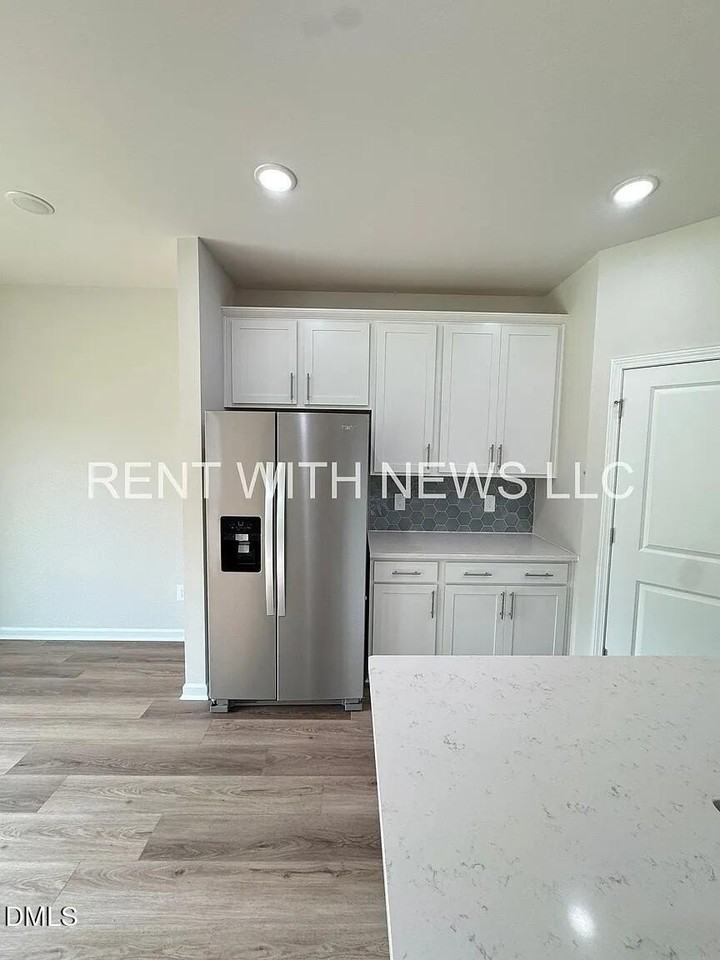 539 White Birch Ln - Photo 7 of 40