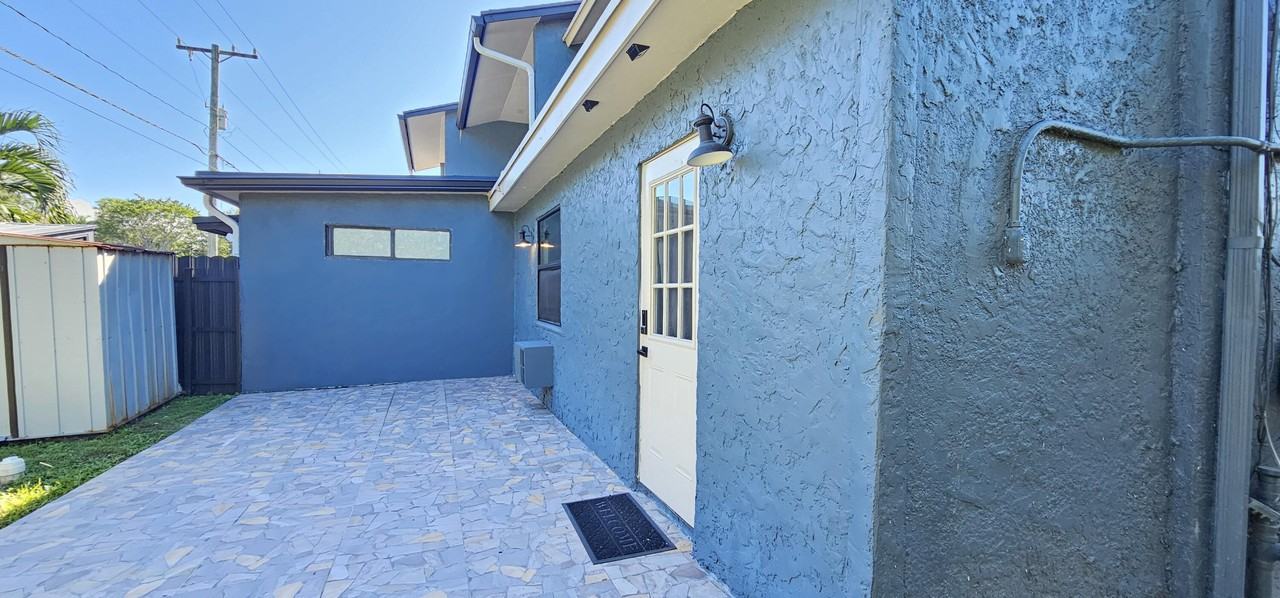 3684 Pinehurst Dr - Photo 6 of 16