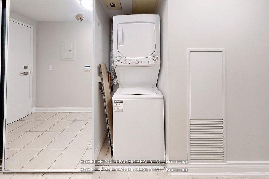 832 Bay Street #1202 - Photo 7 of 18