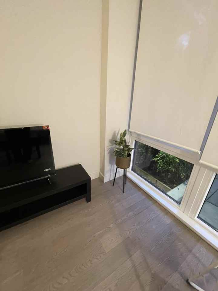 4408 Cambie St #104 - Photo 7 of 12