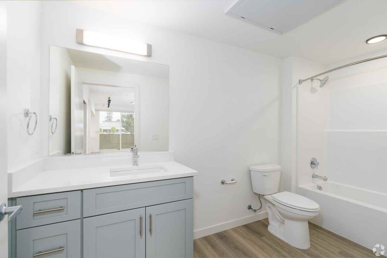 717 East 29th AvenueUnit 205 #205 - Photo 4 of 7