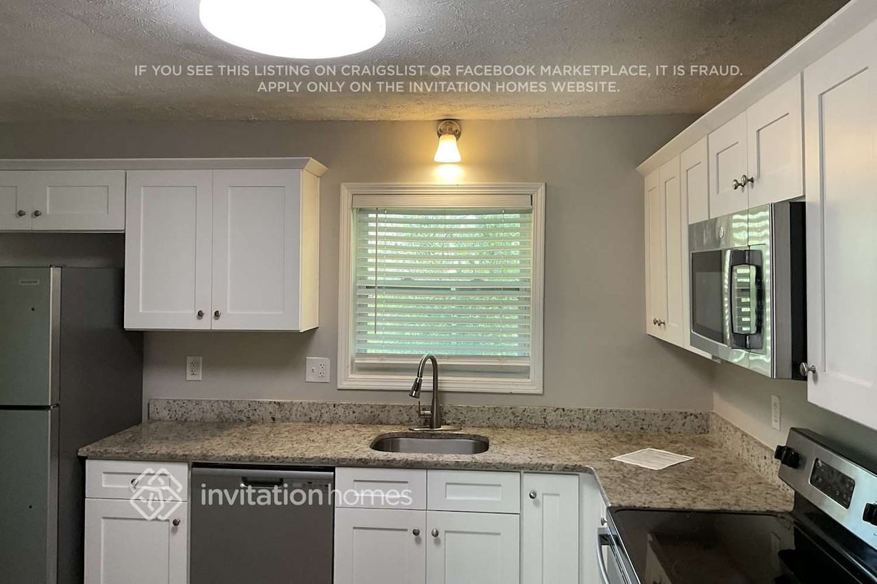 4380 Colony East Dr - Photo 7 of 21