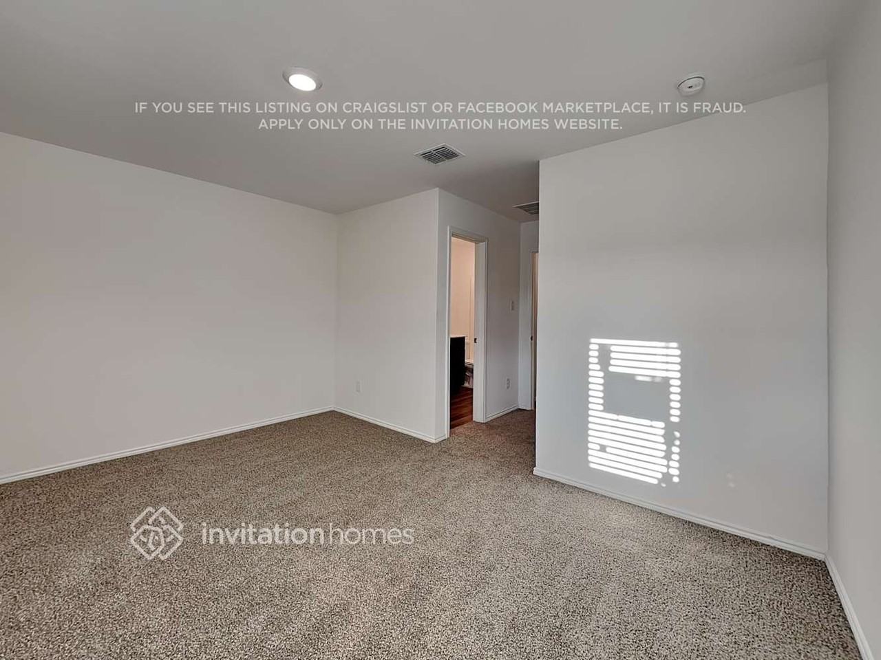 3067 Wallace Wells Ct - Photo 4 of 14