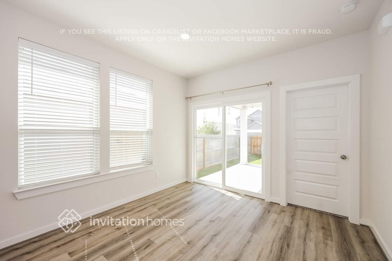 4727 Audubon Pl - Photo 5 of 18