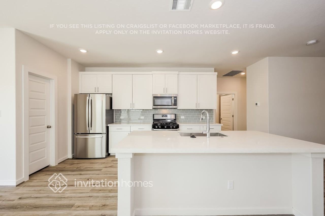 4727 Audubon Pl - Photo 7 of 18