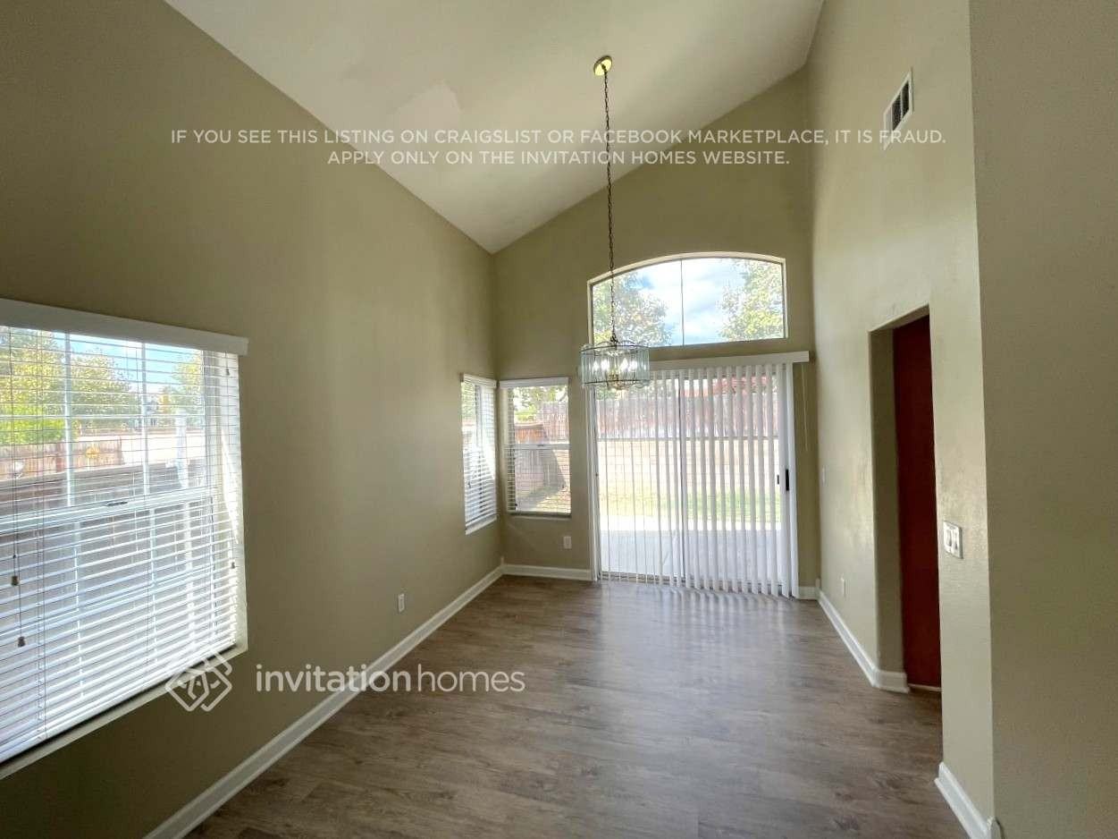 22790 Downing St - Photo 4 of 13