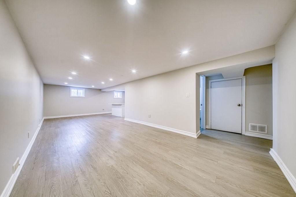 871 Liverpool Road - Photo 6 of 13