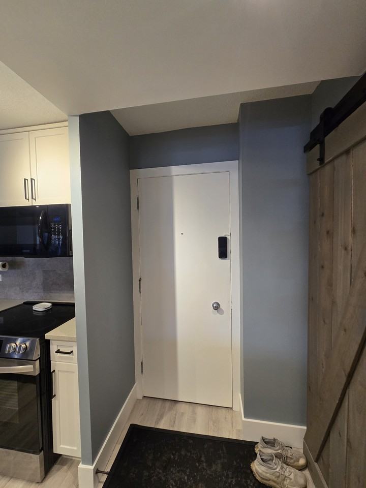 1027 Churchill Towers - Photo 2 of 15