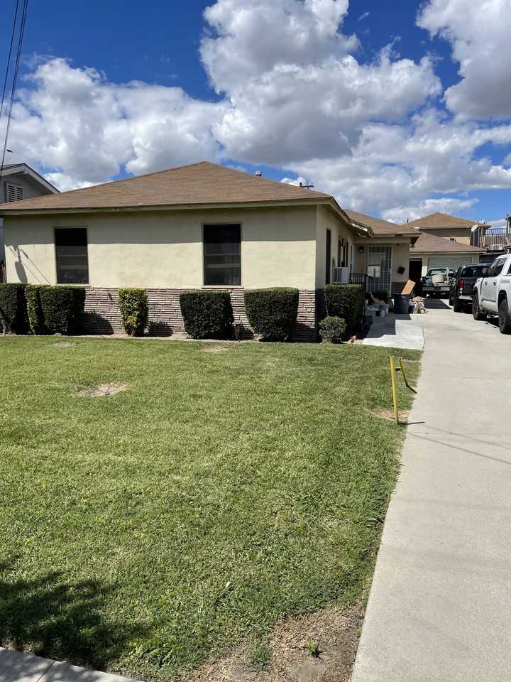 1382 North Mountain View Avenue - Photo 2 of 17