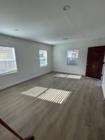 featured image of 1382 North Mountain View Avenue