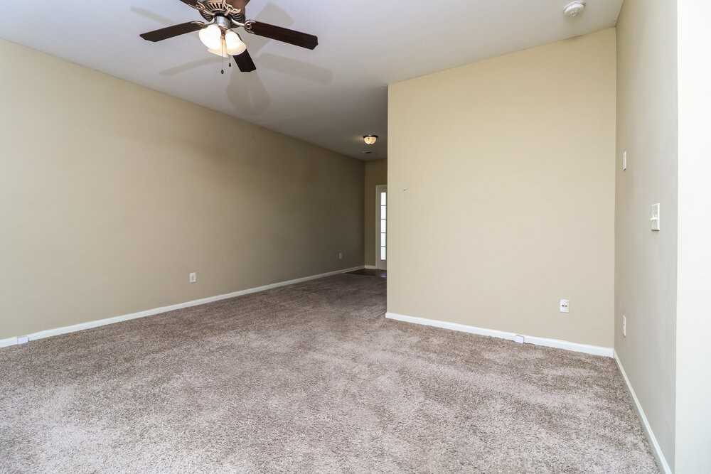 110 Hill Crest Cir - Photo 7 of 17