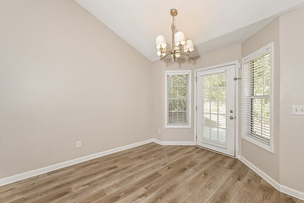 335 Shadetree Ln - Photo 6 of 17