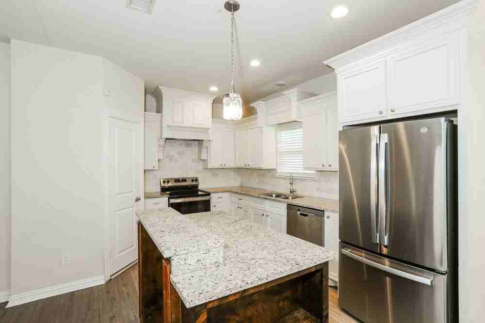 1314 Roan Dr - Photo 6 of 16