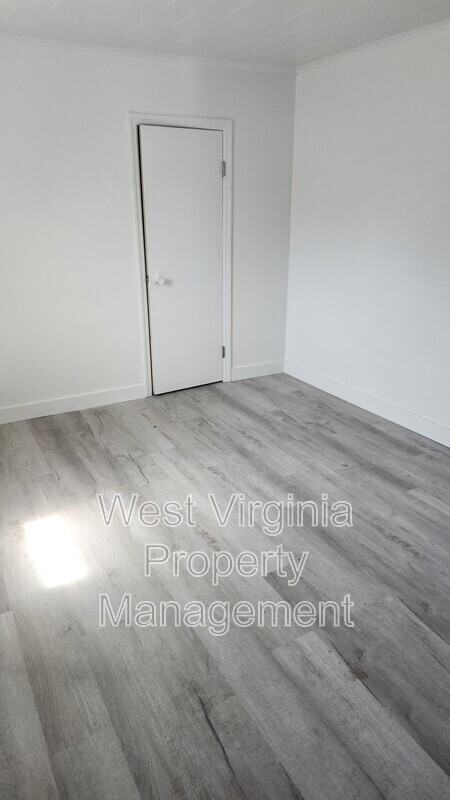 237 Elm St #3 - Photo 7 of 13