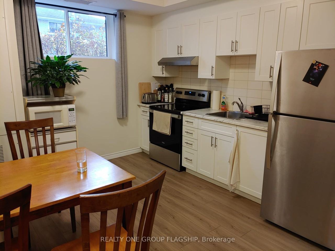 716 Glen Forrest Boulevard #004 - Photo 3 of 8