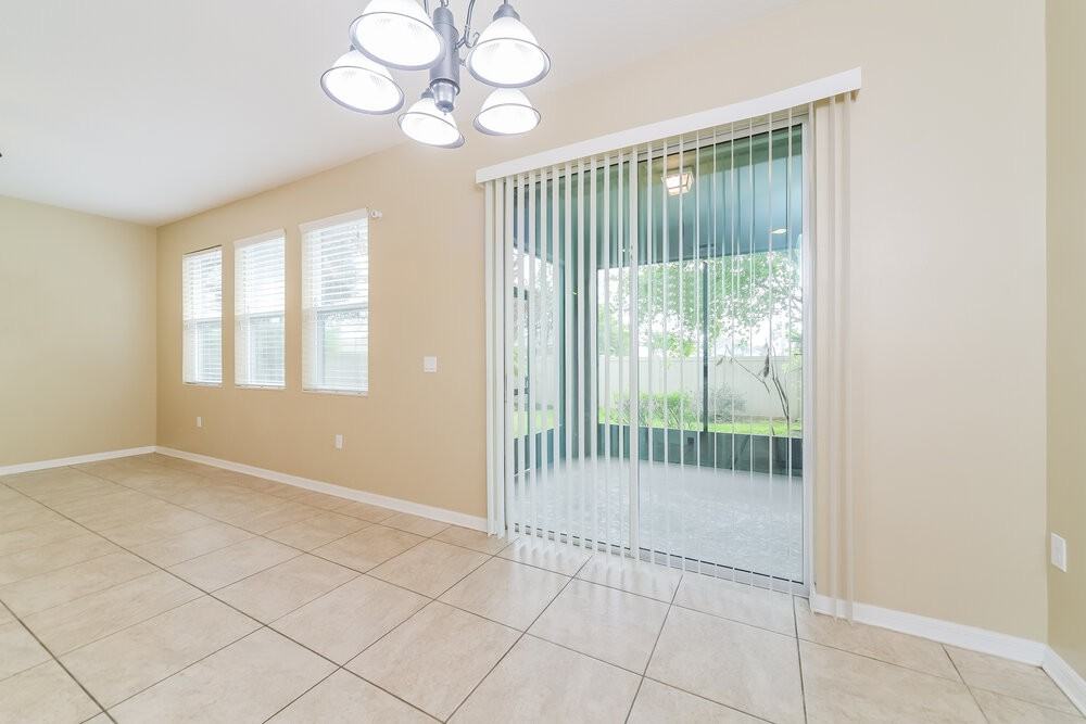 1861 Castleton Dr - Photo 5 of 16