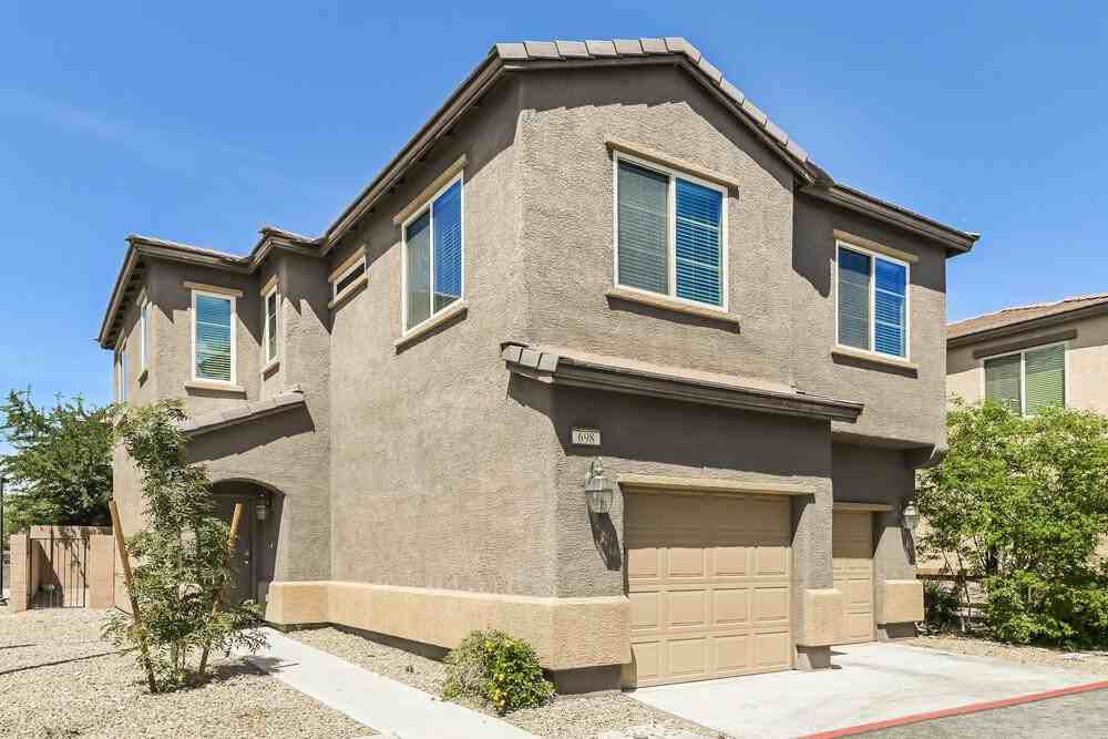 698 Calamus Palm Pl - Photo 4 of 17