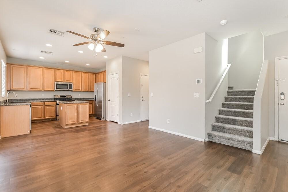 698 Calamus Palm Pl - Photo 6 of 17