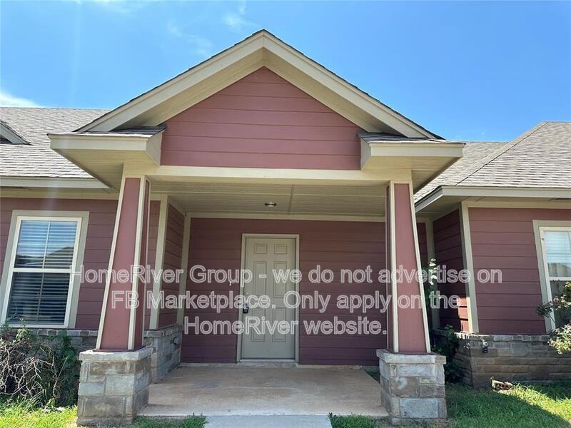 1028 Sw 91st St - Photo 2 of 18