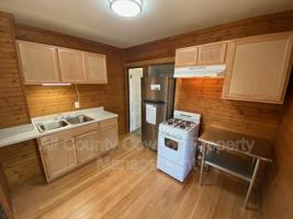 featured image of 950 N 11th St #A
