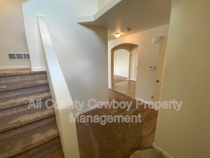 4041 Little Moon Trl - Photo 3 of 17