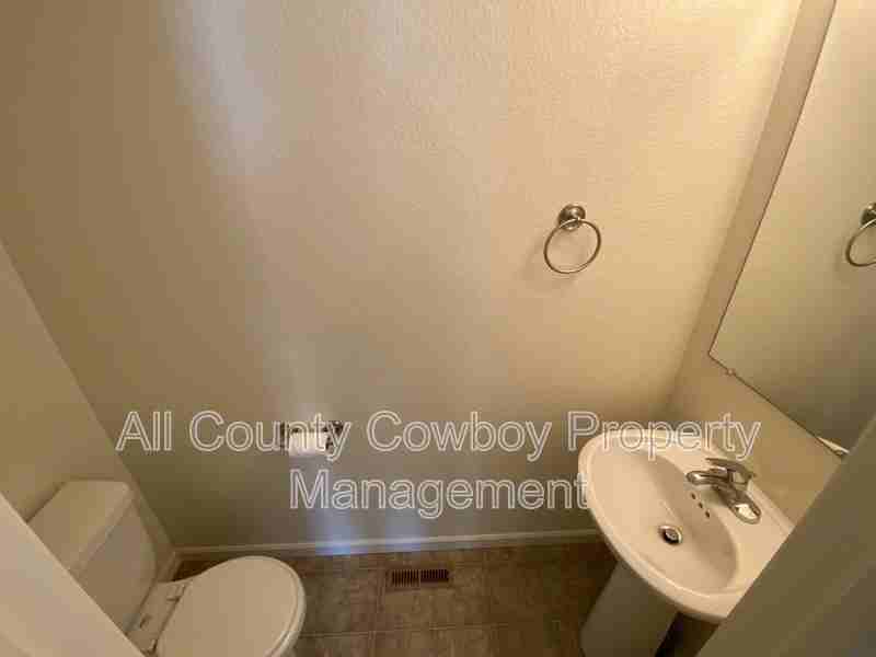 4041 Little Moon Trl - Photo 6 of 17