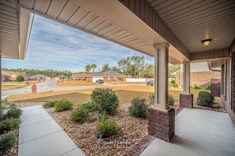 2112 Stennis Dr - Photo 3 of 31