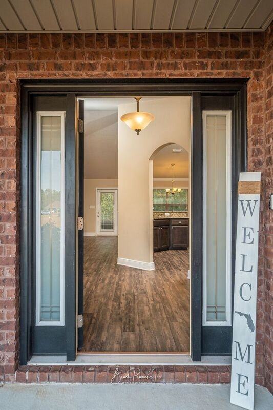 2112 Stennis Dr - Photo 4 of 31