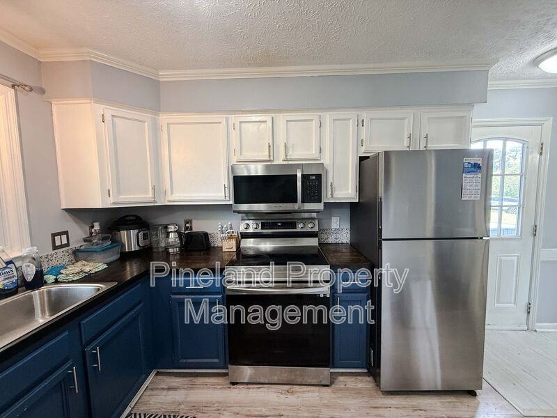 3446 Sandystone Cir - Photo 5 of 22