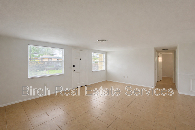 3101 Matchlock Dr - Photo 4 of 18