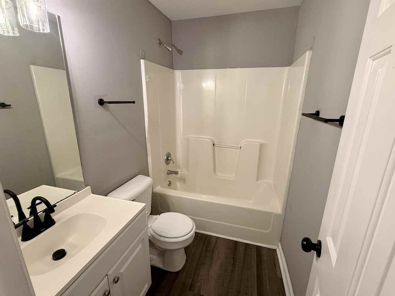 2708 Bluff View Drive - Photo 5 of 7