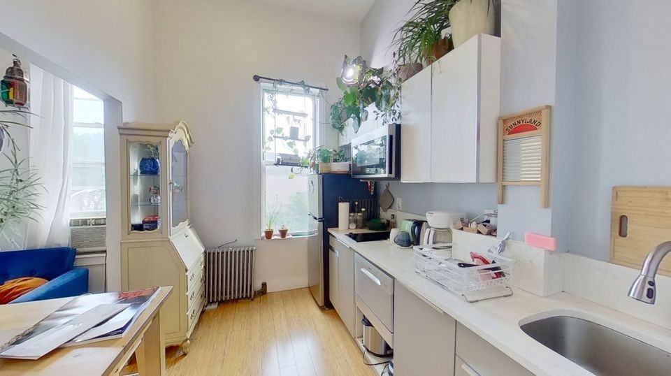 Evergreen Ave #585 - Photo 7 of 16