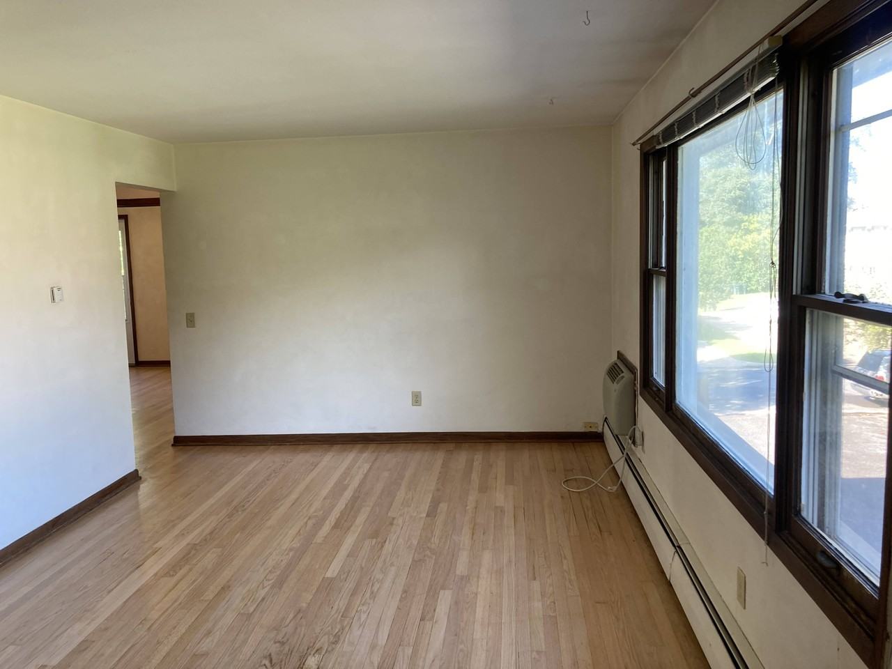 205-209 SUNNY MEADE LANE - Photo 3 of 23